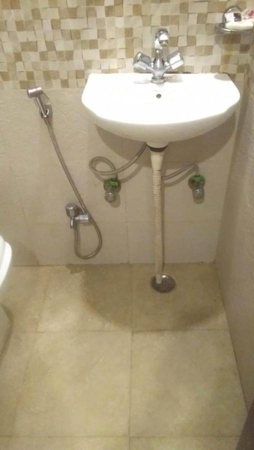 Hotel Broadway New Delhi Ngoại thất bức ảnh